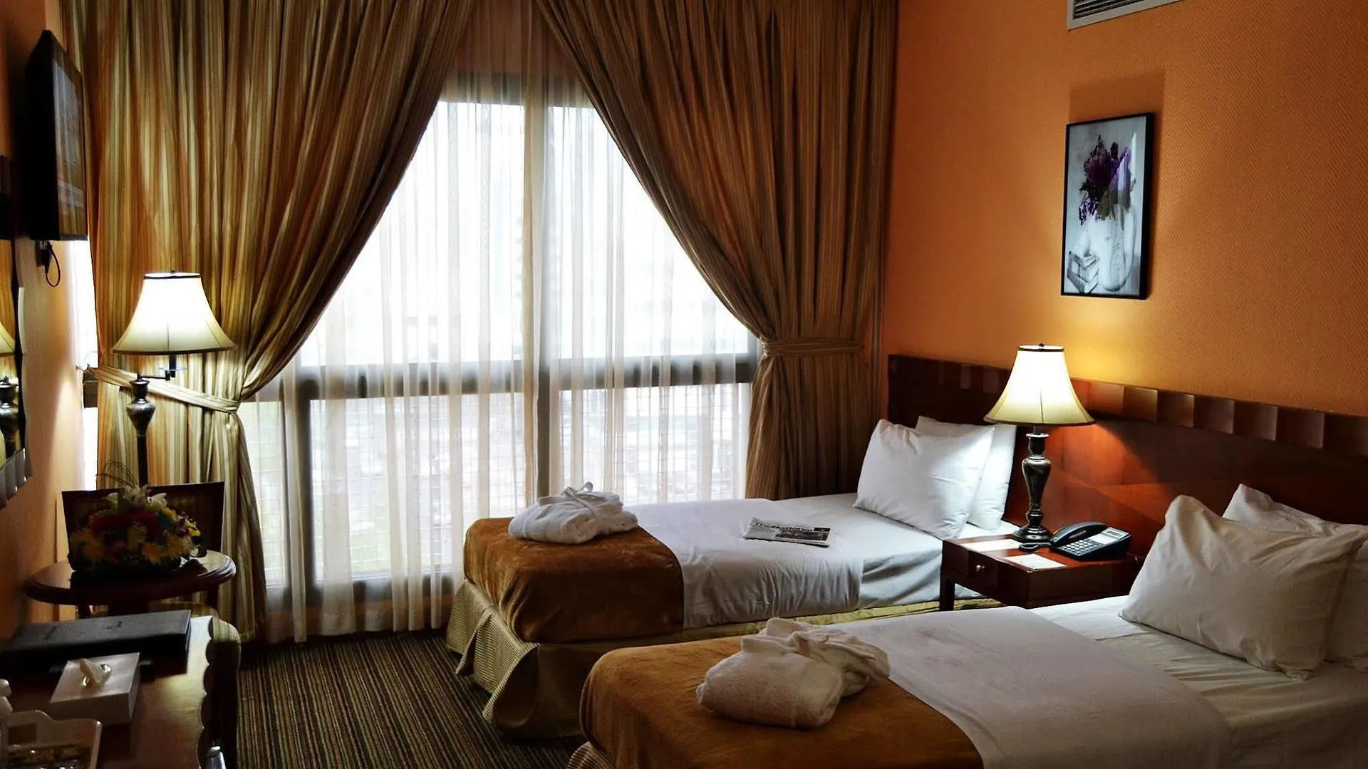 Collection O Top Stars Hotel Абу-Даби 0*,  ОАЭ